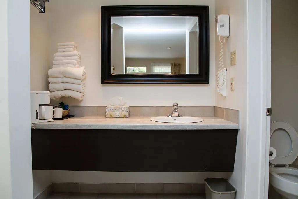 Rideau Heights Inn Ottawa Canada